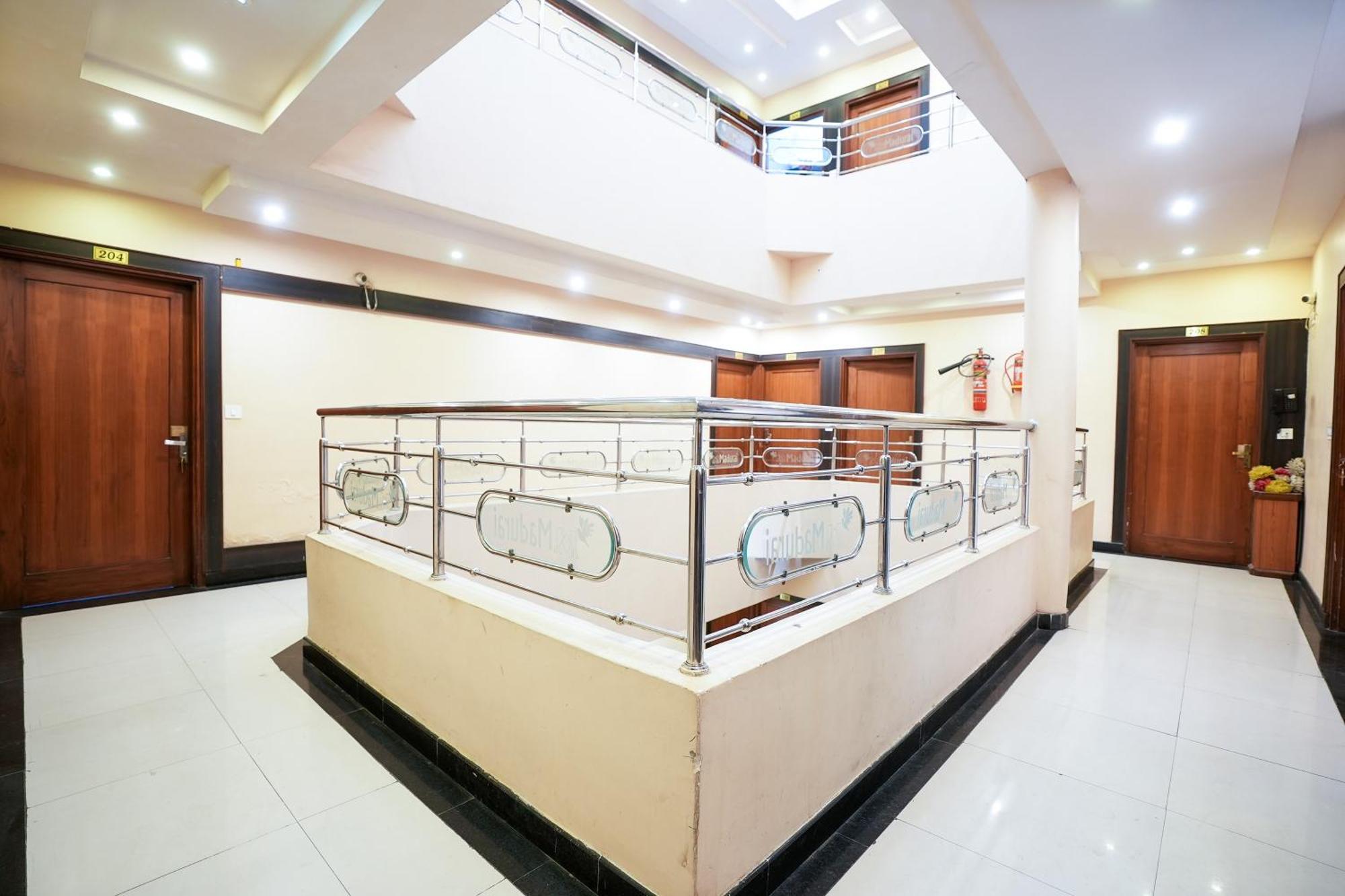Hotel Madurai Near Central Bus Stand, Udaipur Extérieur photo